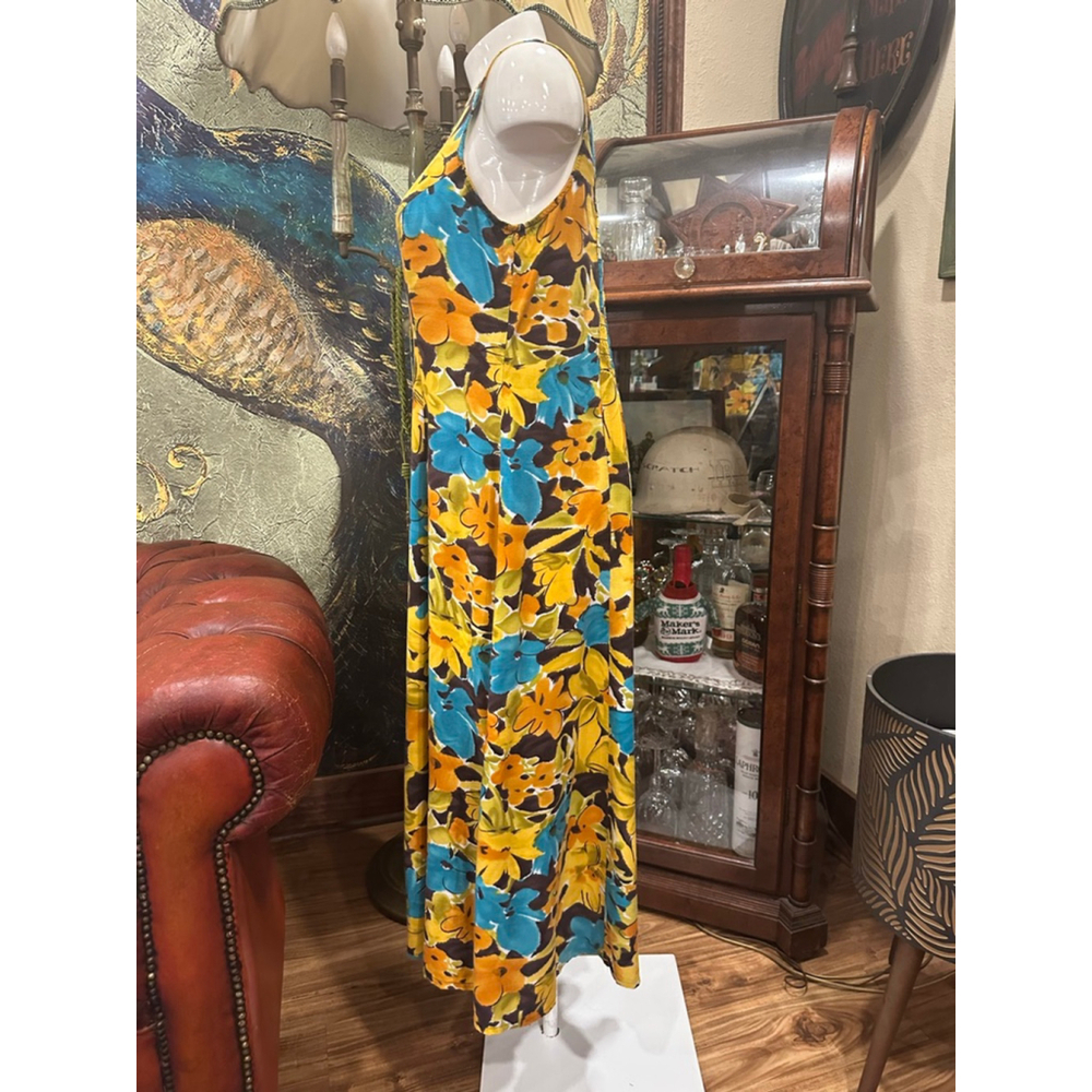 Vibrant Tropical Floral Maxi Dress | Summer Resort Style - Picture 5 of 8